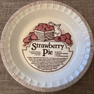 VTG Strawberry Pie Recipe Ceramic Fluted Pie Plate USA Royal China Jeanette 11"